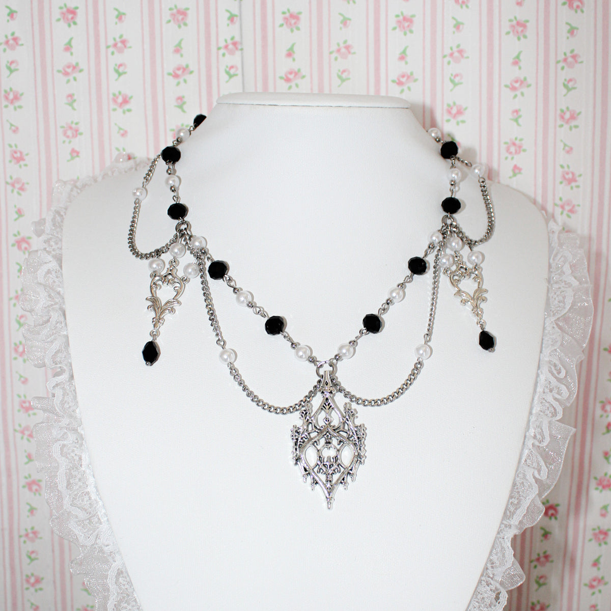 Collier Parasite