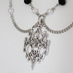Collier Parasite