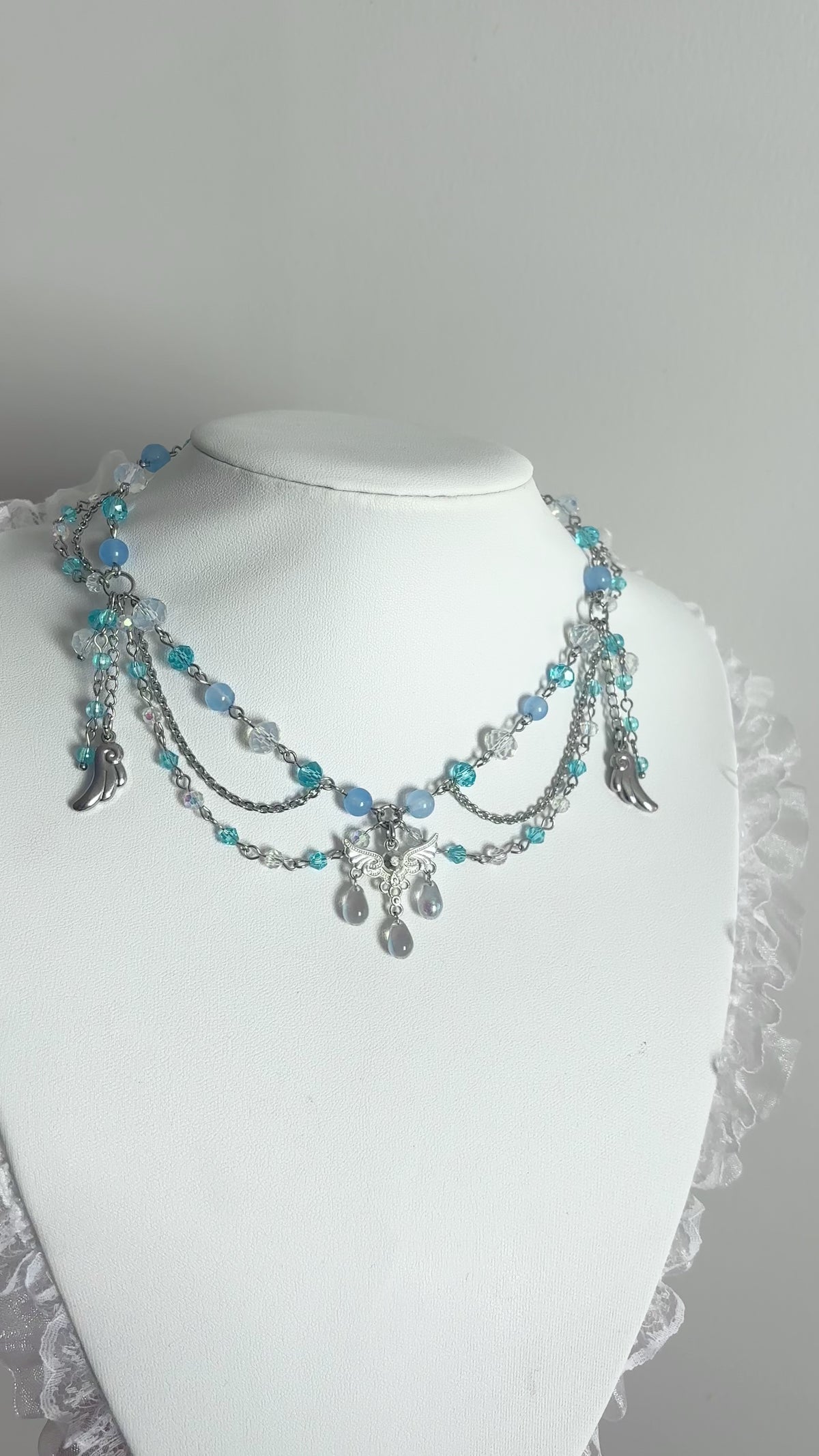 Collier Bloom